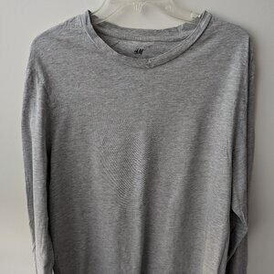 H&M Long Sleeve Grey Shirt Size Large